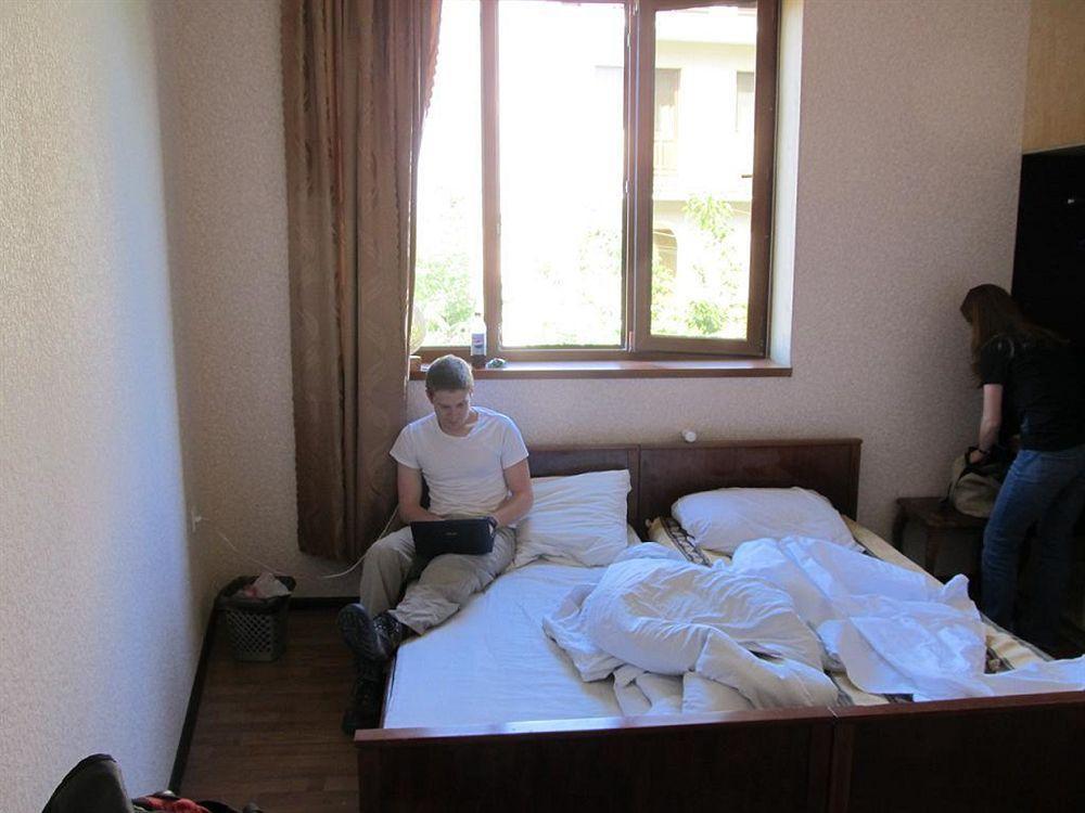 Glide Hostel Γιερεβάν Εξωτερικό φωτογραφία